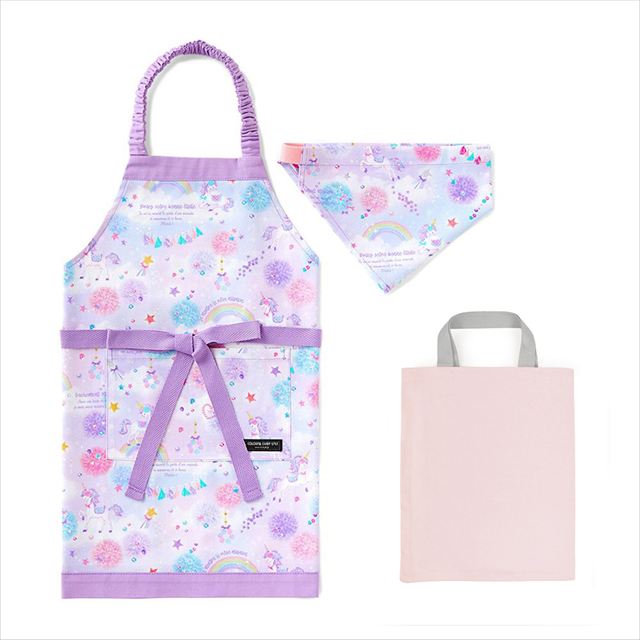 カラフルキャンディスタイルの三角巾付きキッズエプロン。子供用で、着脱簡単。男の子と女の子兼用で、家庭科の授業やお手伝いで大活躍。