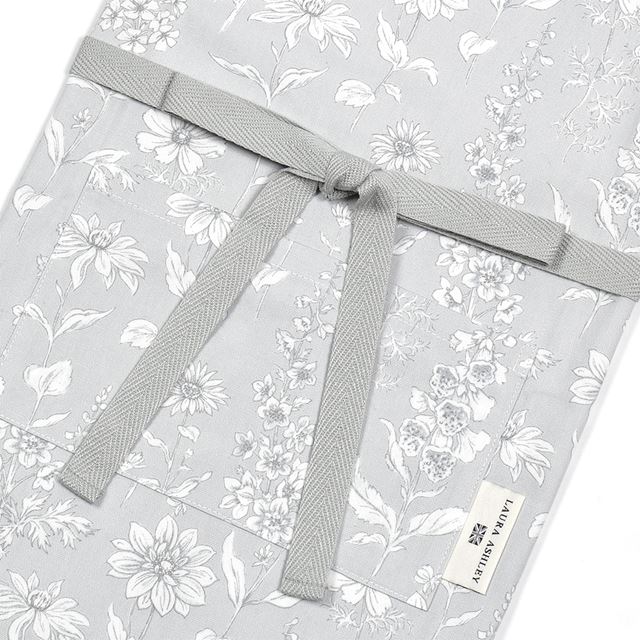 カラフルキャンディスタイルの三角巾付きキッズエプロン。子供用で、着脱簡単。男の子と女の子兼用で、家庭科の授業やお手伝いで大活躍。