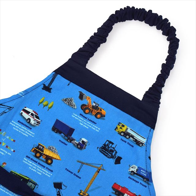 カラフルキャンディスタイルの三角巾付きキッズエプロン。子供用で、着脱簡単。男の子と女の子兼用で、家庭科の授業やお手伝いで大活躍。