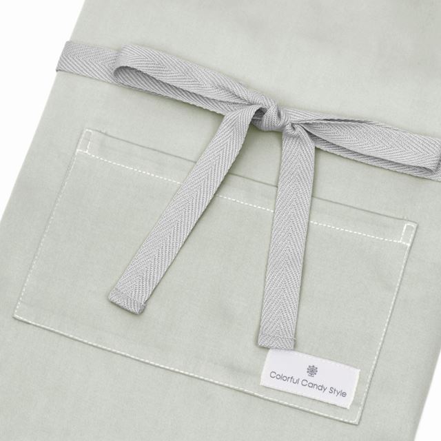 カラフルキャンディスタイルの三角巾付きキッズエプロン。子供用で、着脱簡単。男の子と女の子兼用で、家庭科の授業やお手伝いで大活躍。