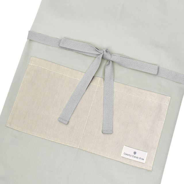 カラフルキャンディスタイルのフリーサイズエプロン。中学・高校・大学の各種学校イベントから、日常のクッキング、お掃除やDIYまで幅広い用途で活躍します。