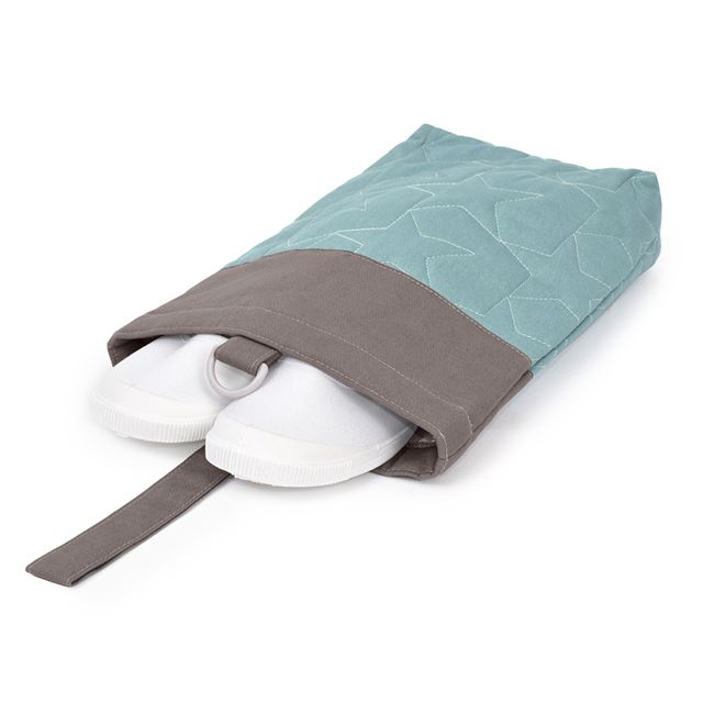 カラフルキャンディスタイルのシューズケース。子供用で、保育園や小学校で必要な上履き入れ。男の子と女の子兼用で入園、入学グッズとして大活躍。