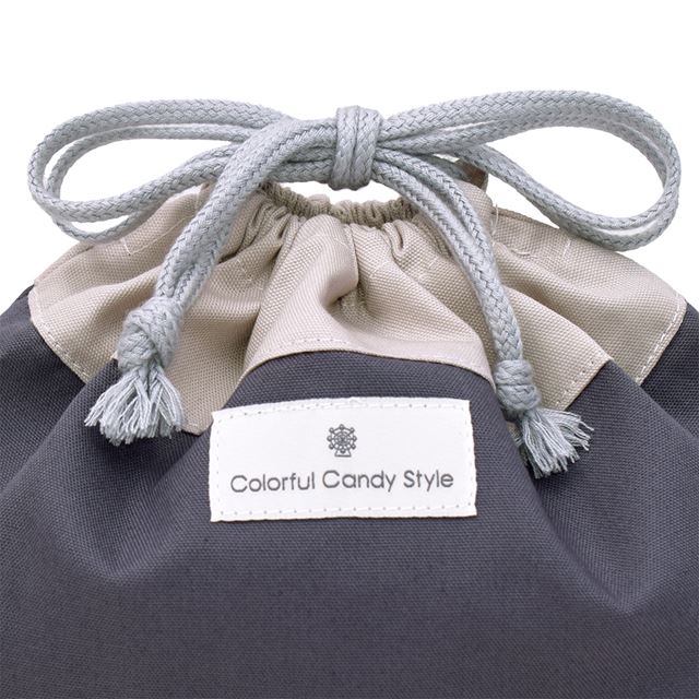 カラフルキャンディスタイルのお弁当袋。子供用で、お弁当箱やお箸が入るかわいいマチ付き巾着袋。男の子と女の子兼用で大活躍。