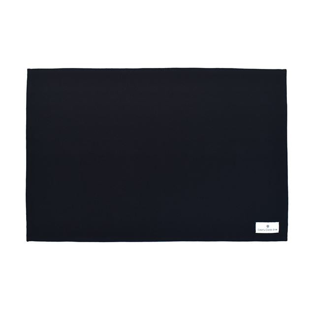 カラフルキャンディスタイルのランチョンマット。綿の布製で、便利な子供用大きめタイプ。男の子と女の子兼用で給食でも大活躍。