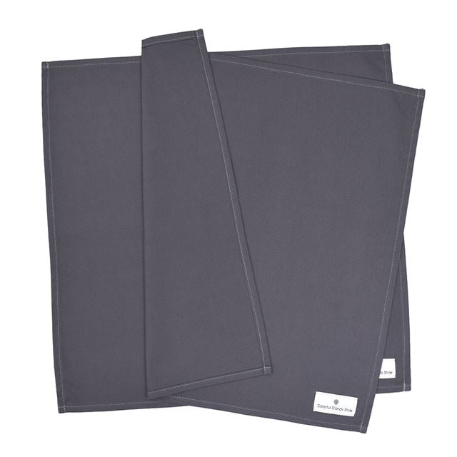 カラフルキャンディスタイルのランチクロス。給食トレーや食器の下に敷ける大きめサイズ。ランチボックスやコップ、スプーンも並べられます。