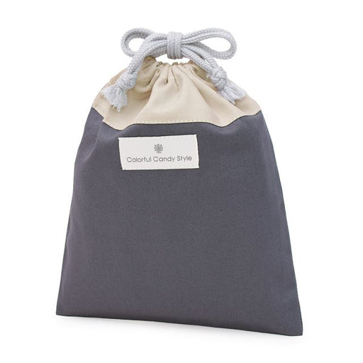 カラフルキャンディスタイルの給食袋。子供用で、ランチョンマットやお箸が入るおしゃれな巾着袋。男の子と女の子兼用で大活躍。