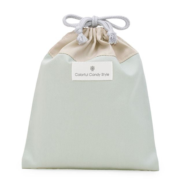 カラフルキャンディスタイルの給食袋。子供用で、ランチョンマットやお箸が入るおしゃれな巾着袋。男の子と女の子兼用で大活躍。