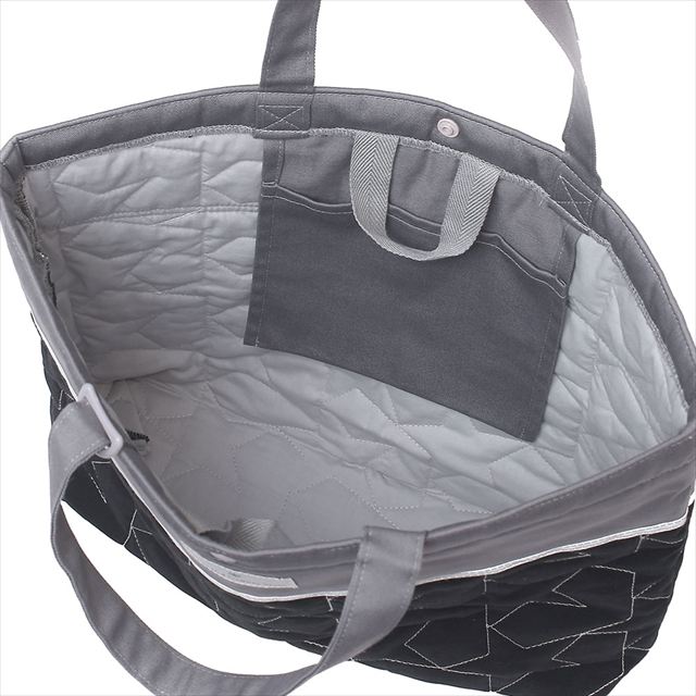 カラフルキャンディスタイルのマチ付きレッスンバッグ。丈夫なキルティング素材の手提げバッグ。男の子と女の子兼用で通園・通学でも大活躍。