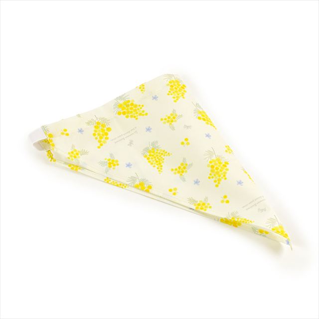 カラフルキャンディスタイルの三角巾付きキッズエプロン。水や液体が表面に弾いて滑り落ちるはっ水機能。調理実習やお手伝いなど、調理中や食べこぼしの汚れを防ぎ、汚れてもサッと拭くだけお手入れ簡単です。