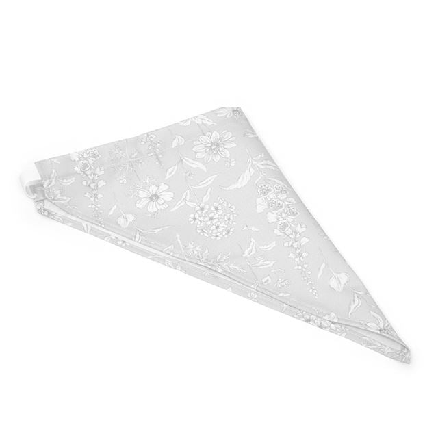 カラフルキャンディスタイルの三角巾付きキッズエプロン。水や液体が表面に弾いて滑り落ちるはっ水機能。調理実習やお手伝いなど、調理中や食べこぼしの汚れを防ぎ、汚れてもサッと拭くだけお手入れ簡単です。