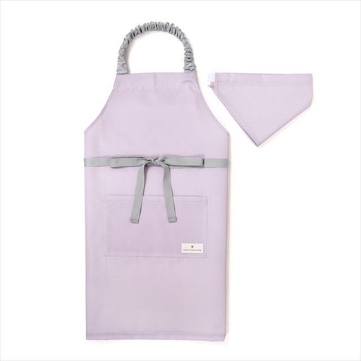 カラフルキャンディスタイルの三角巾付きキッズエプロン。水や液体が表面に弾いて滑り落ちるはっ水機能。調理実習やお手伝いなど、調理中や食べこぼしの汚れを防ぎ、汚れてもサッと拭くだけお手入れ簡単です。