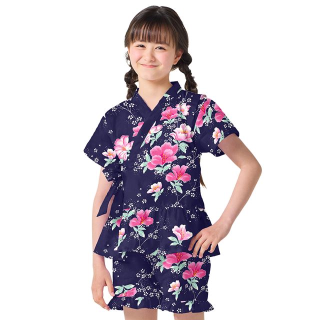 夏に涼しく快適！甚平が新登場！着崩れしにくく動きやすい、元気いっぱいのキッズにおすすめの甚平。花火や夏祭り・夕涼み会など、様々なシーンで活躍します。