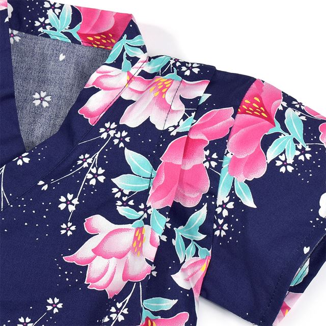 夏に涼しく快適！甚平が新登場！着崩れしにくく動きやすい、元気いっぱいのキッズにおすすめの甚平。花火や夏祭り・夕涼み会など、様々なシーンで活躍します。