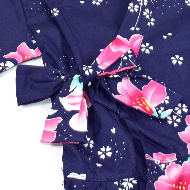 夏に涼しく快適！甚平が新登場！着崩れしにくく動きやすい、元気いっぱいのキッズにおすすめの甚平。花火や夏祭り・夕涼み会など、様々なシーンで活躍します。