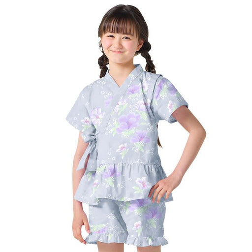 夏に涼しく快適！甚平が新登場！着崩れしにくく動きやすい、元気いっぱいのキッズにおすすめの甚平。花火や夏祭り・夕涼み会など、様々なシーンで活躍します。