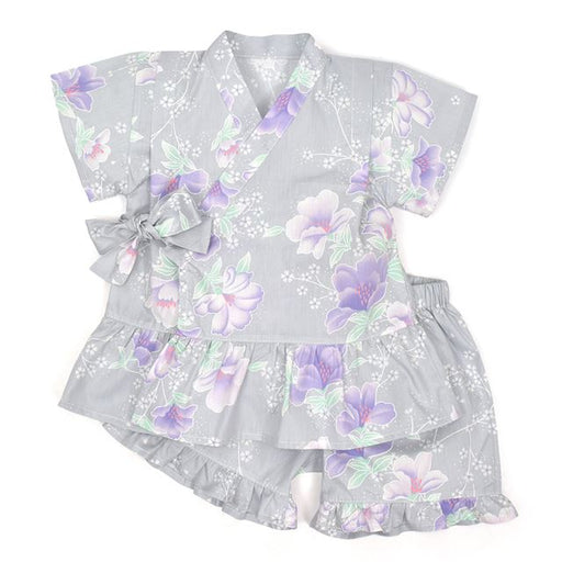 夏に涼しく快適！甚平が新登場！着崩れしにくく動きやすい、元気いっぱいのキッズにおすすめの甚平。花火や夏祭り・夕涼み会など、様々なシーンで活躍します。