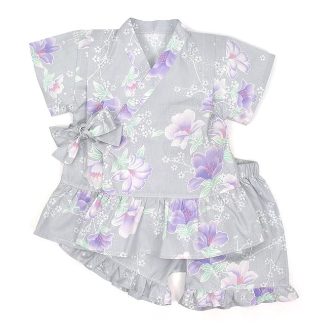 夏に涼しく快適！甚平が新登場！着崩れしにくく動きやすい、元気いっぱいのキッズにおすすめの甚平。花火や夏祭り・夕涼み会など、様々なシーンで活躍します。