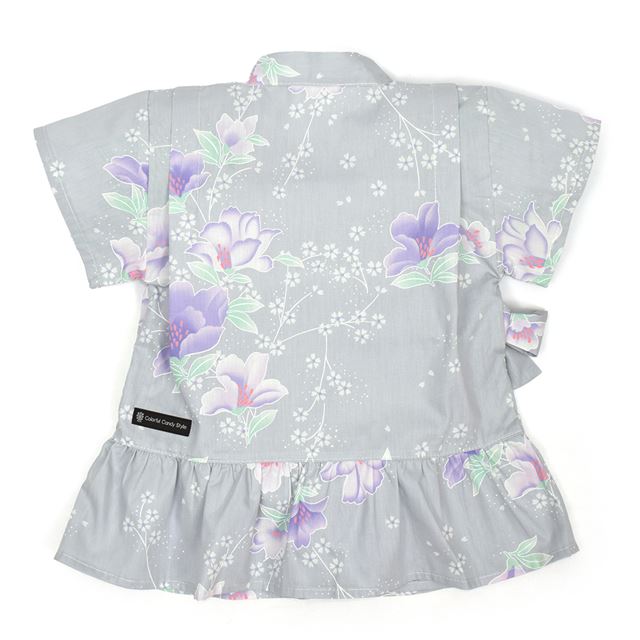 夏に涼しく快適！甚平が新登場！着崩れしにくく動きやすい、元気いっぱいのキッズにおすすめの甚平。花火や夏祭り・夕涼み会など、様々なシーンで活躍します。