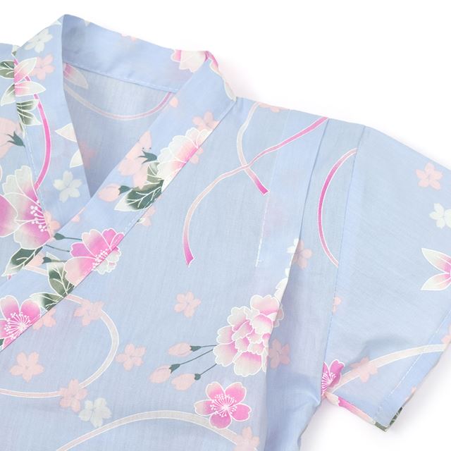 夏に涼しく快適！甚平が新登場！着崩れしにくく動きやすい、元気いっぱいのキッズにおすすめの甚平。花火や夏祭り・夕涼み会など、様々なシーンで活躍します。