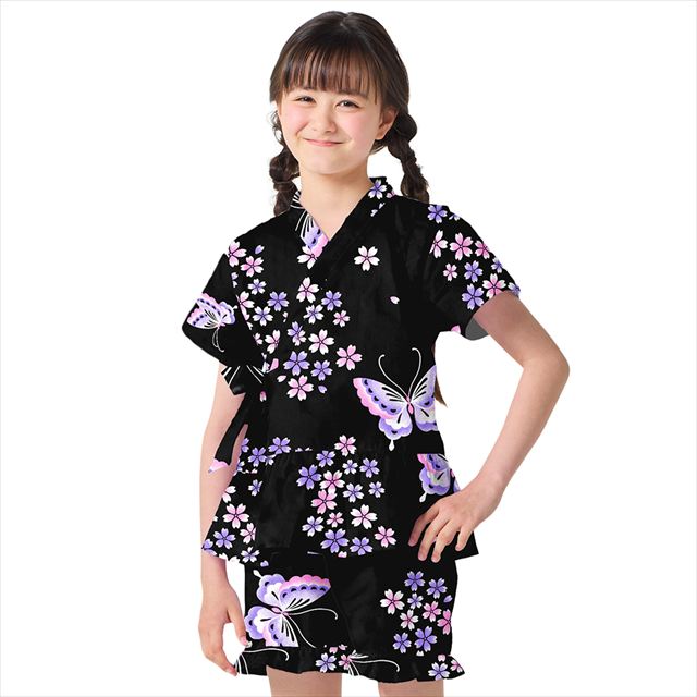 夏に涼しく快適！甚平が新登場！着崩れしにくく動きやすい、元気いっぱいのキッズにおすすめの甚平。花火や夏祭り・夕涼み会など、様々なシーンで活躍します。