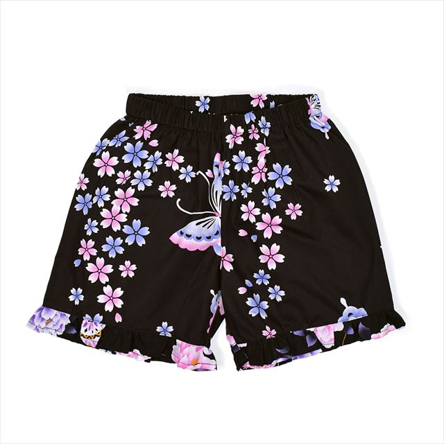 夏に涼しく快適！甚平が新登場！着崩れしにくく動きやすい、元気いっぱいのキッズにおすすめの甚平。花火や夏祭り・夕涼み会など、様々なシーンで活躍します。