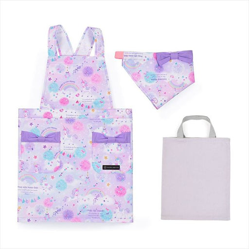 カラフルキャンディスタイルの三角巾付きキッズエプロン。水や液体が表面に弾いて滑り落ちるはっ水機能。調理実習やお手伝いなど、調理中や食べこぼしの汚れを防ぎ、汚れてもサッと拭くだけお手入れ簡単です。