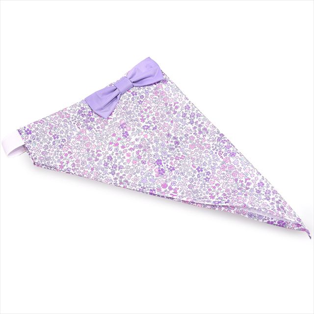 カラフルキャンディスタイルの三角巾付きキッズエプロン。水や液体が表面に弾いて滑り落ちるはっ水機能。調理実習やお手伝いなど、調理中や食べこぼしの汚れを防ぎ、汚れてもサッと拭くだけお手入れ簡単です。