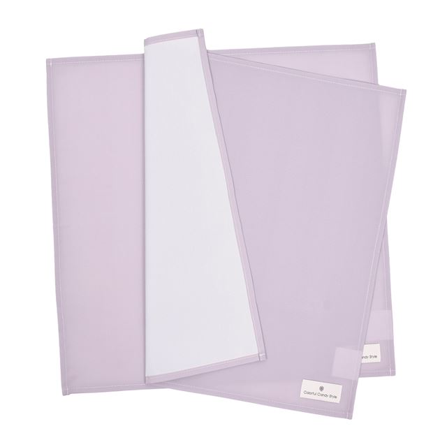 カラフルキャンディスタイルのランチクロス。水や液体が表面に弾いて滑り落ちるはっ水機能。食べこぼしの汚れやシミを防ぎ、汚れてもサッと拭くだけお手入れ簡単です。