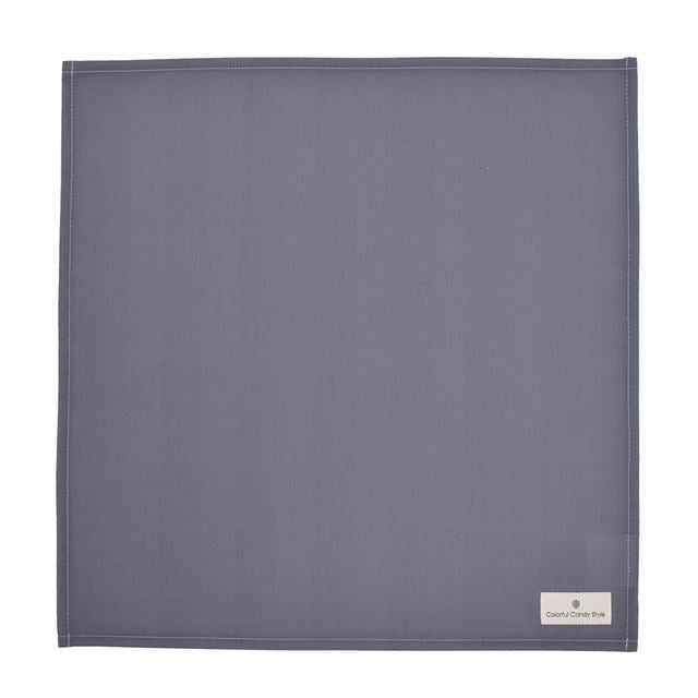 カラフルキャンディスタイルのランチクロス。水や液体が表面に弾いて滑り落ちるはっ水機能。食べこぼしの汚れやシミを防ぎ、汚れてもサッと拭くだけお手入れ簡単です。