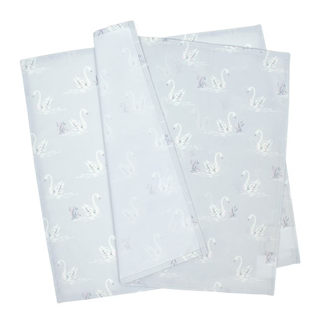 カラフルキャンディスタイルのランチクロス。水や液体が表面に弾いて滑り落ちるはっ水機能。食べこぼしの汚れやシミを防ぎ、汚れてもサッと拭くだけお手入れ簡単です。