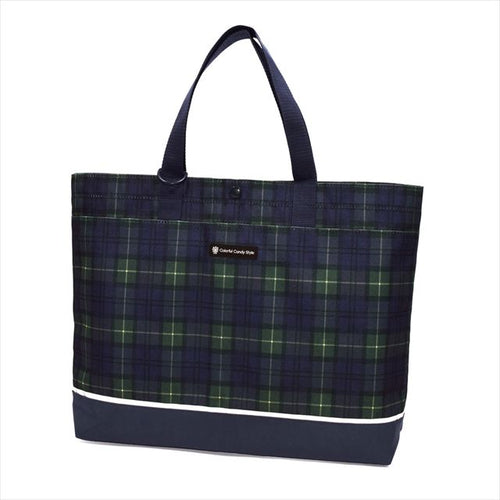 カラフルキャンディスタイルのレッスンバッグ 。快適さを追求した新素材は、耐久性のある軽い素材なので、毎日使うレッスンバッグに最適です。水や液体が表面に弾いて滑り落ちるはっ水機能は、汚れに強く水に濡れてもサッとひと拭き、お手入れ簡単です。