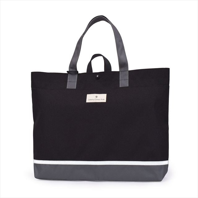 カラフルキャンディスタイルのレッスンバッグ 。快適さを追求した新素材は、耐久性のある軽い素材なので、毎日使うレッスンバッグに最適です。水や液体が表面に弾いて滑り落ちるはっ水機能は、汚れに強く水に濡れてもサッとひと拭き、お手入れ簡単です。