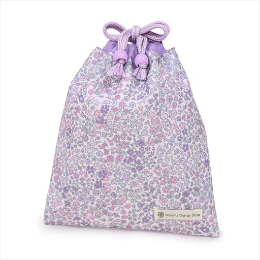 カラフルキャンディスタイルの給食袋。水を弾く素材だから、汚れに強くお手入れ簡単。水や液体が表面に弾いて滑り落ちるはっ水機能。汚れてもサッと拭くだけお手入れ簡単です。