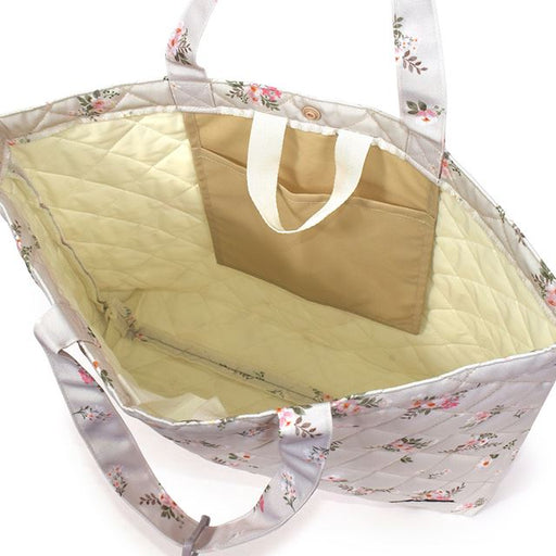 カラフルキャンディスタイルのマチ付きレッスンバッグ。快適さを追求した新素材は、耐久性のある軽い素材なので、毎日使うレッスンバッグに最適です。