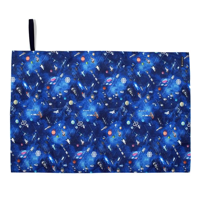 カラフルキャンディスタイルのレジャーシート。こども1人用のコンパクトサイズ。男の子と女の子兼用で運動会、遠足などで大活躍。