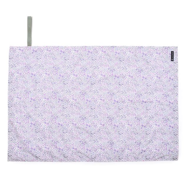 カラフルキャンディスタイルのレジャーシート。こども1人用のコンパクトサイズ。男の子と女の子兼用で運動会、遠足などで大活躍。