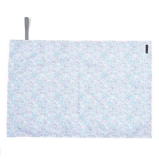 カラフルキャンディスタイルのレジャーシート。こども1人用のコンパクトサイズ。男の子と女の子兼用で運動会、遠足などで大活躍。