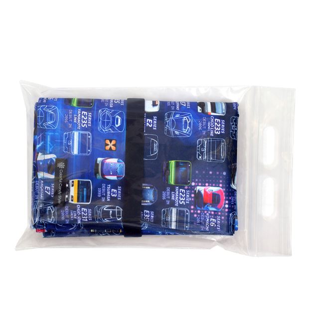 カラフルキャンディスタイルのレジャーシート。こども1人用のコンパクトサイズ。男の子と女の子兼用で運動会、遠足などで大活躍。