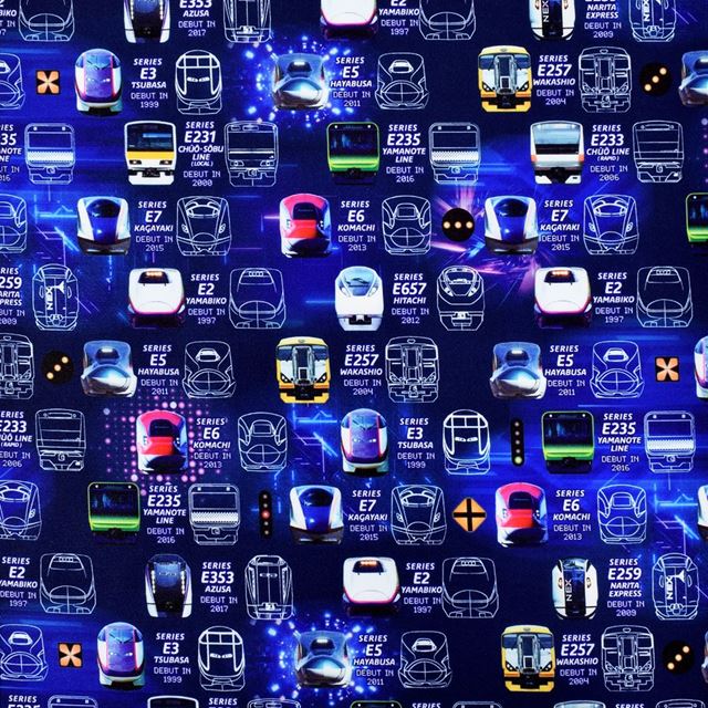 カラフルキャンディスタイルのレジャーシート。こども1人用のコンパクトサイズ。男の子と女の子兼用で運動会、遠足などで大活躍。