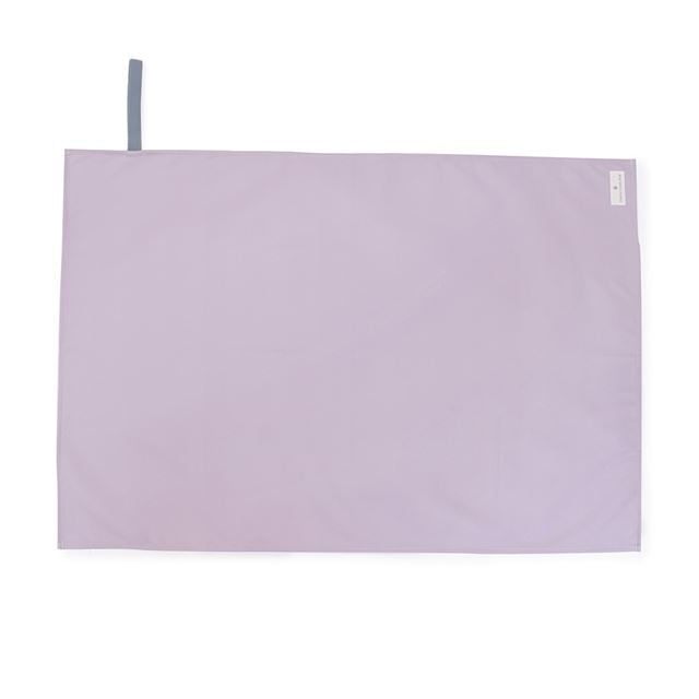 カラフルキャンディスタイルのレジャーシート。こども1人用のコンパクトサイズ。男の子と女の子兼用で運動会、遠足などで大活躍。