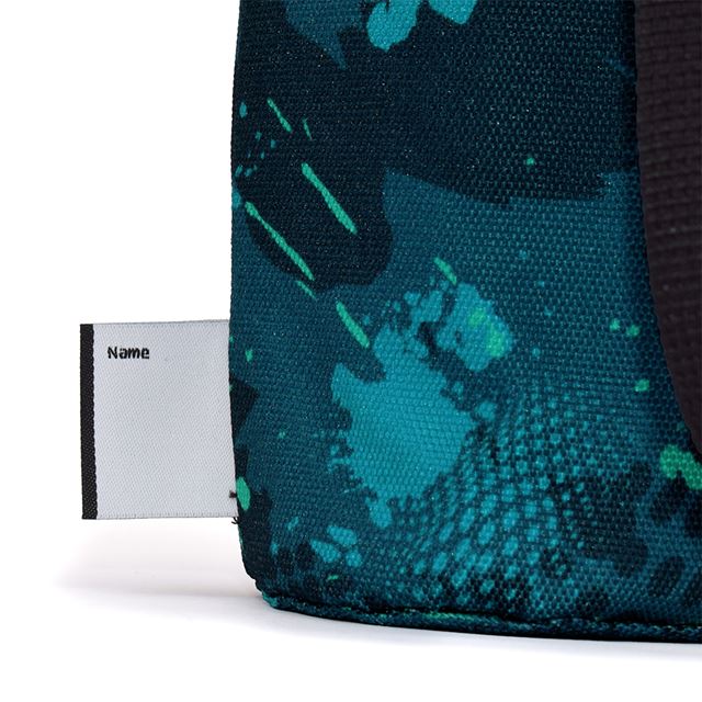 カラフルキャンディスタイルの水筒カバー。肩掛けできるショルダーベルト付き。男の子と女の子兼用で旅行、遠足でも大活躍。