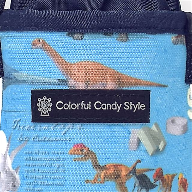 カラフルキャンディスタイルのペットボトルホルダー。子供用で、肩掛けができるショルダーベルト付き。保冷機能有り。男の子と女の子兼用で大活躍。