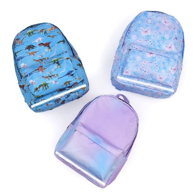 カラフルキャンディスタイルのリュックサック。子供用の大容量タイプ。男の子と女の子兼用で旅行、遠足で大活躍。