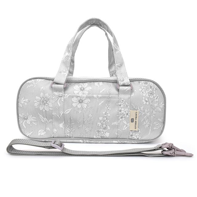 カラフルキャンディスタイルの絵の具バッグ。通気性抜群のメッシュ素材、ショルダーベルト付きで便利。男の子と女の子兼用で大活躍。