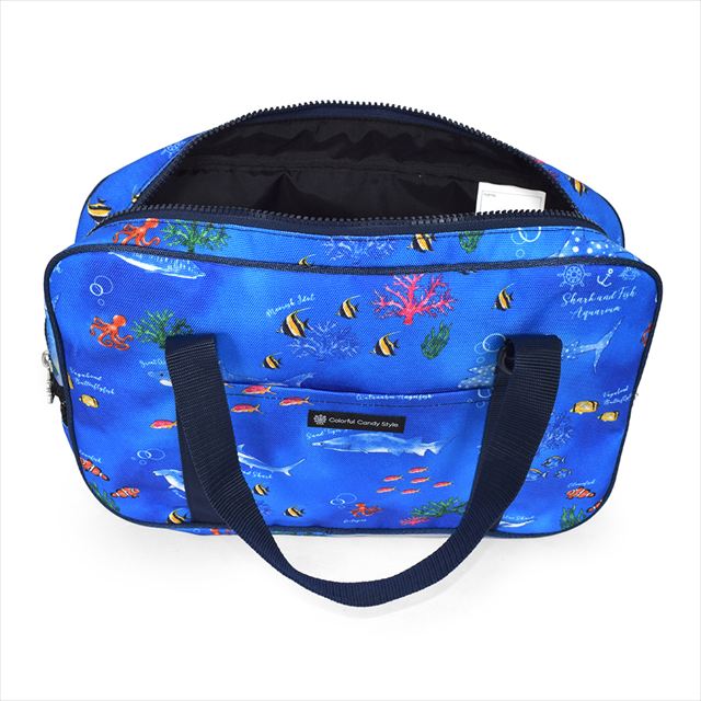 カラフルキャンディスタイルの書道セット。ショルダーベルト付きで、呉竹の書道用具入り。男の子と女の子兼用で大活躍。