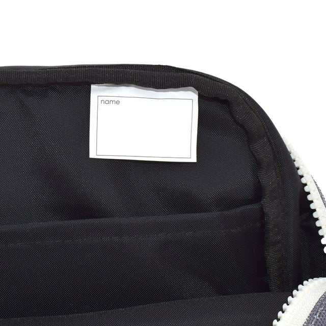 カラフルキャンディスタイルの書道セット。ショルダーベルト付きで、呉竹の書道用具入り。男の子と女の子兼用で大活躍。