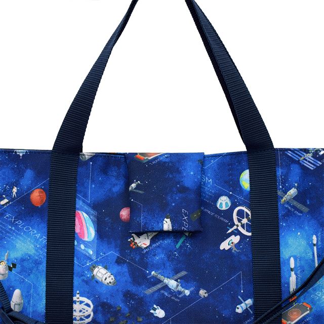 カラフルキャンディスタイルのピアニカケース。肩紐付きショルダータイプの鍵盤ハーモニカケース。男の子と女の子兼用で大活躍。