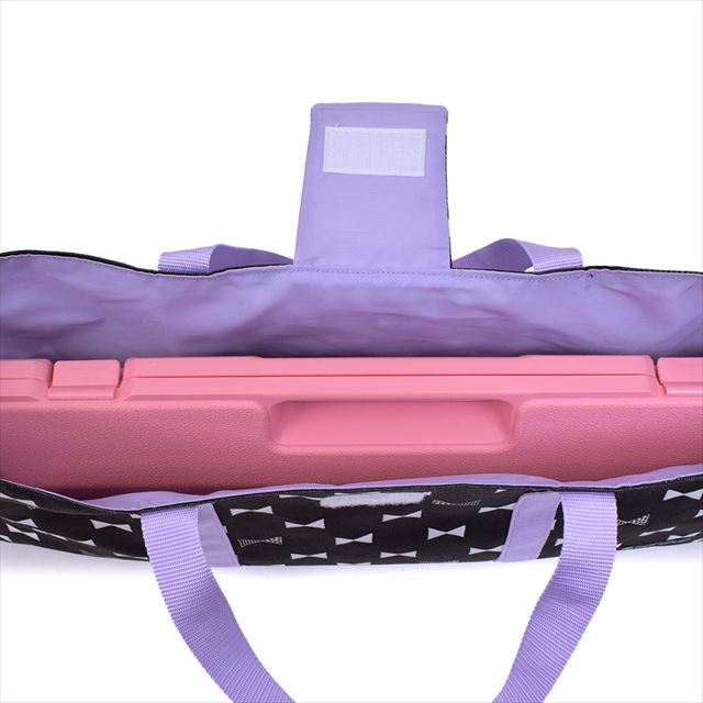 カラフルキャンディスタイルのピアニカケース。肩紐付きショルダータイプの鍵盤ハーモニカケース。男の子と女の子兼用で大活躍。