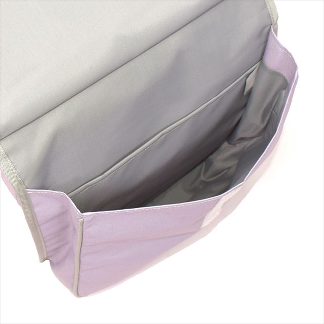 カラフルキャンディスタイルのランドセルカバー。反射材付きで雨でも安心安全。男の子と女の子兼用で、入学準備や入学祝いに大活躍。