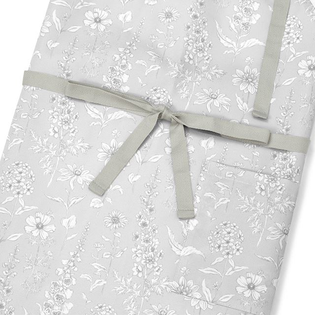 カラフルキャンディスタイルのエプロン（150cm-フリーサイズ）。結びやすいひも付きの三角巾がセット